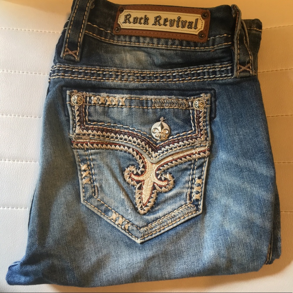 Lightwash Rock Revival Jeans